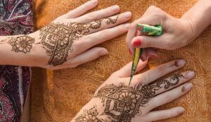 Henna những hình xăm truyền thống giàu nghệ thuật  VnExpress Du lịch